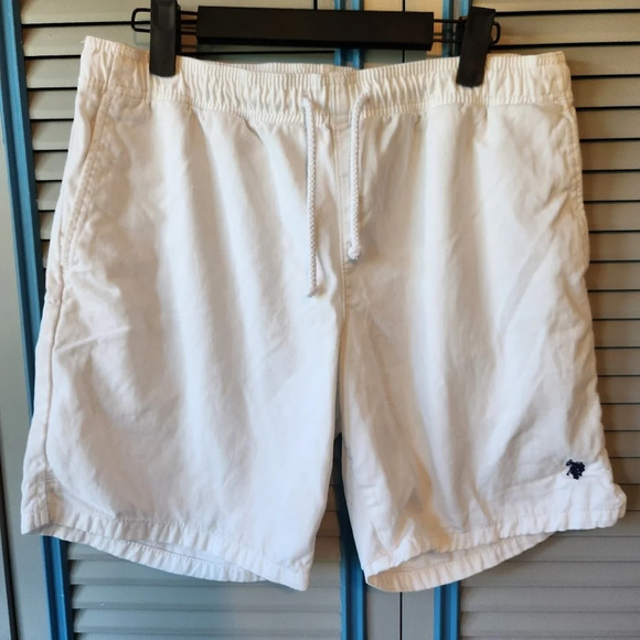 U.S. Polo Assn White Summer Shorts - Picture 1 of 12